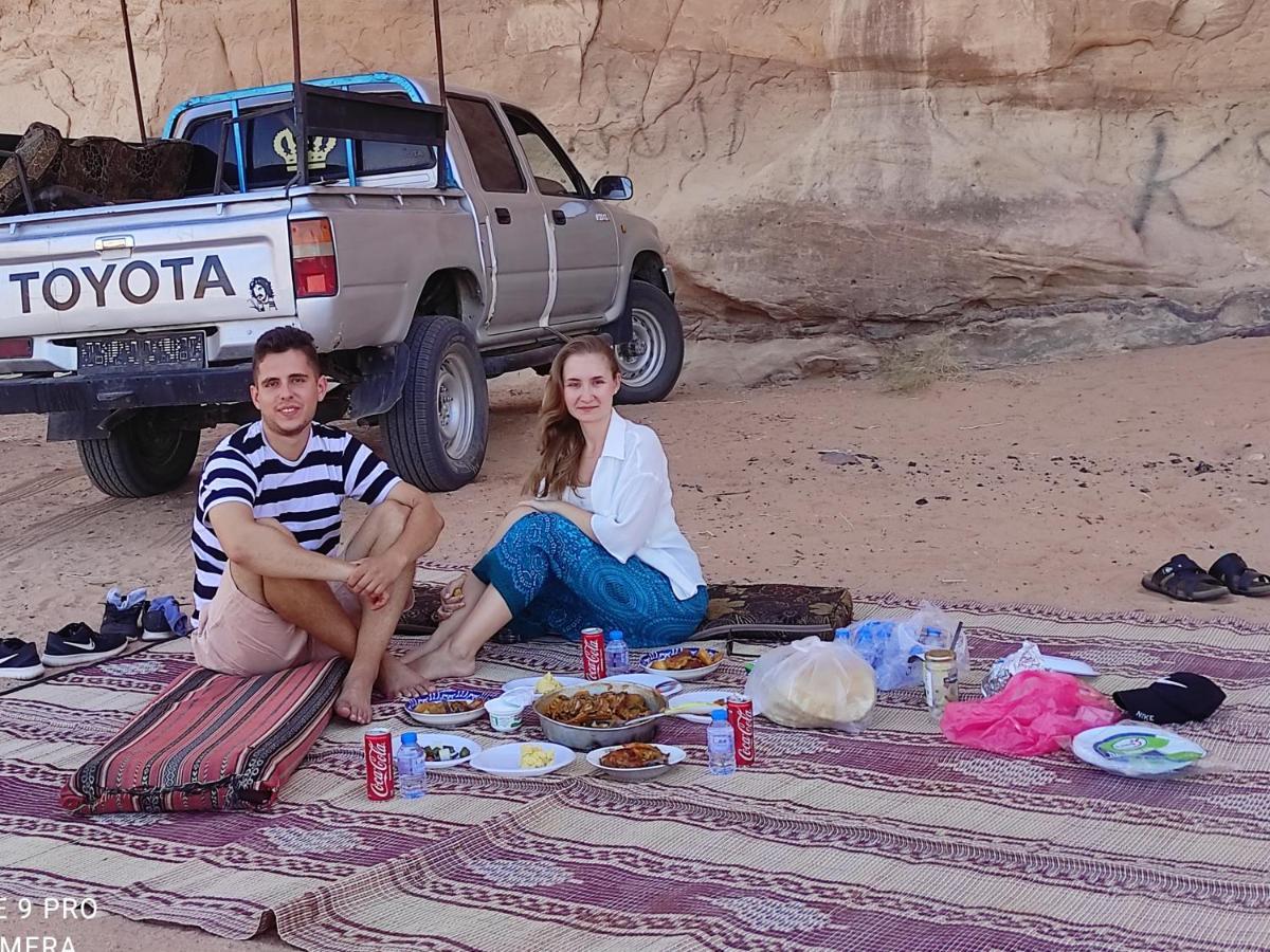 Wadi Rum Camp Stars & Jeep Tour Hotel ภายนอก รูปภาพ