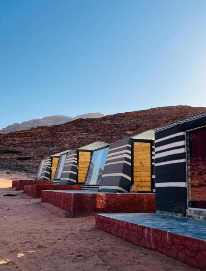 Wadi Rum Camp Stars & Jeep Tour Hotel ภายนอก รูปภาพ